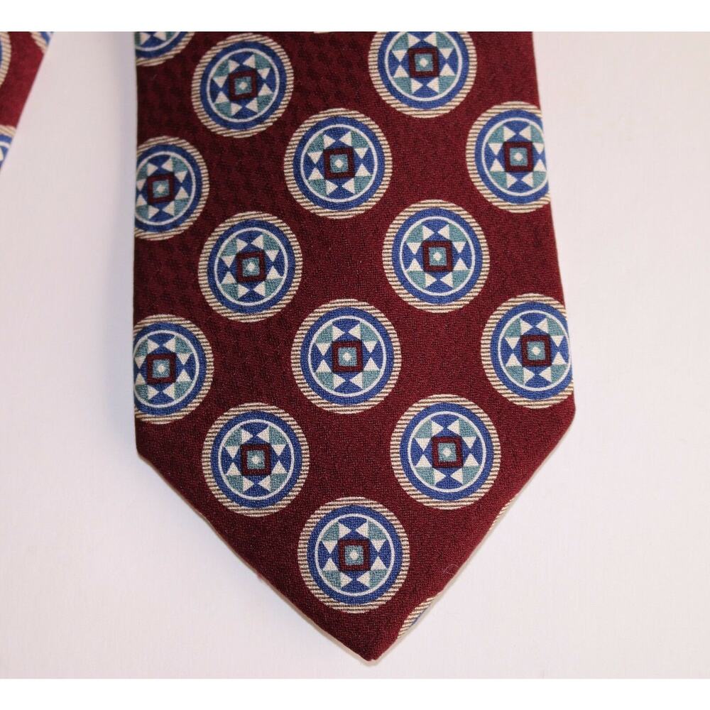 Lands' End Red, Blue, Green, Silver Print Silk‎ Tie USA Tie Very Nice